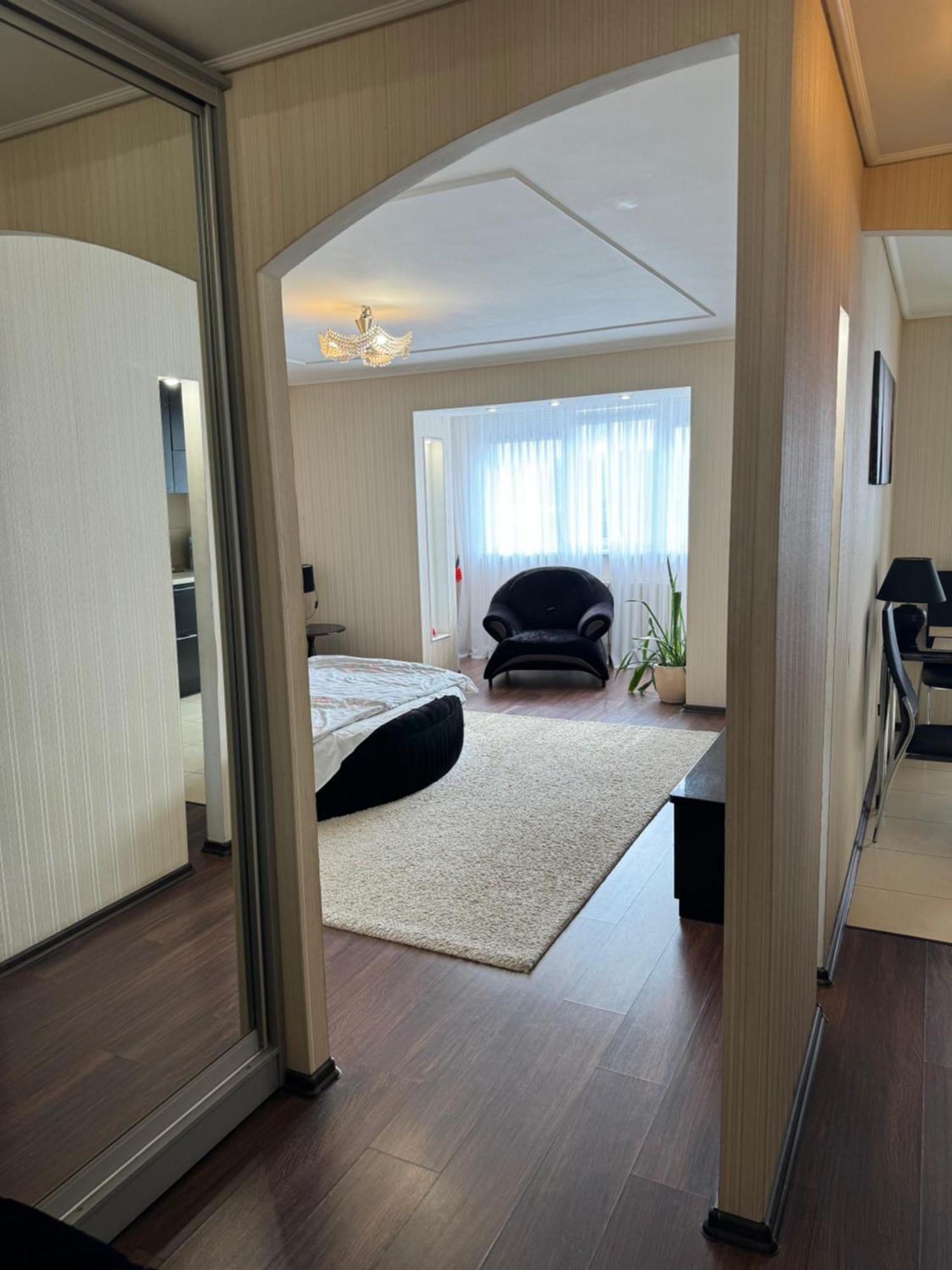 One-bedroom In The Center Apartment
